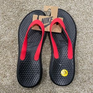 Nike sandal sz13 new